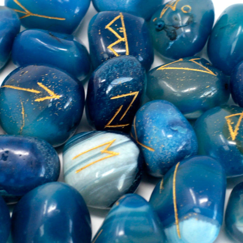 Zestaw kamiennych run w woreczku – niebieski onyks