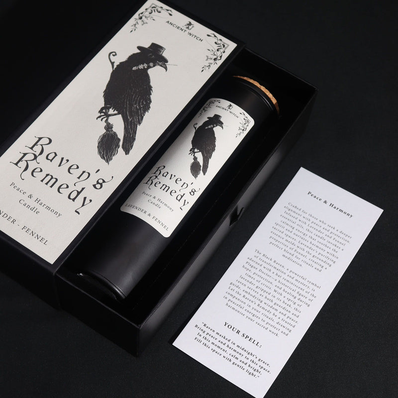 Świeca rytualna Krucze Remedium z ZAKLĘCIAMI ORIANY !- ochrona na kryzys, chaos i przywrócenie spokoju - RAVEN’S REMEDY  Kolekcja Krąg Białej Wiedźmy - Wybór Oriany