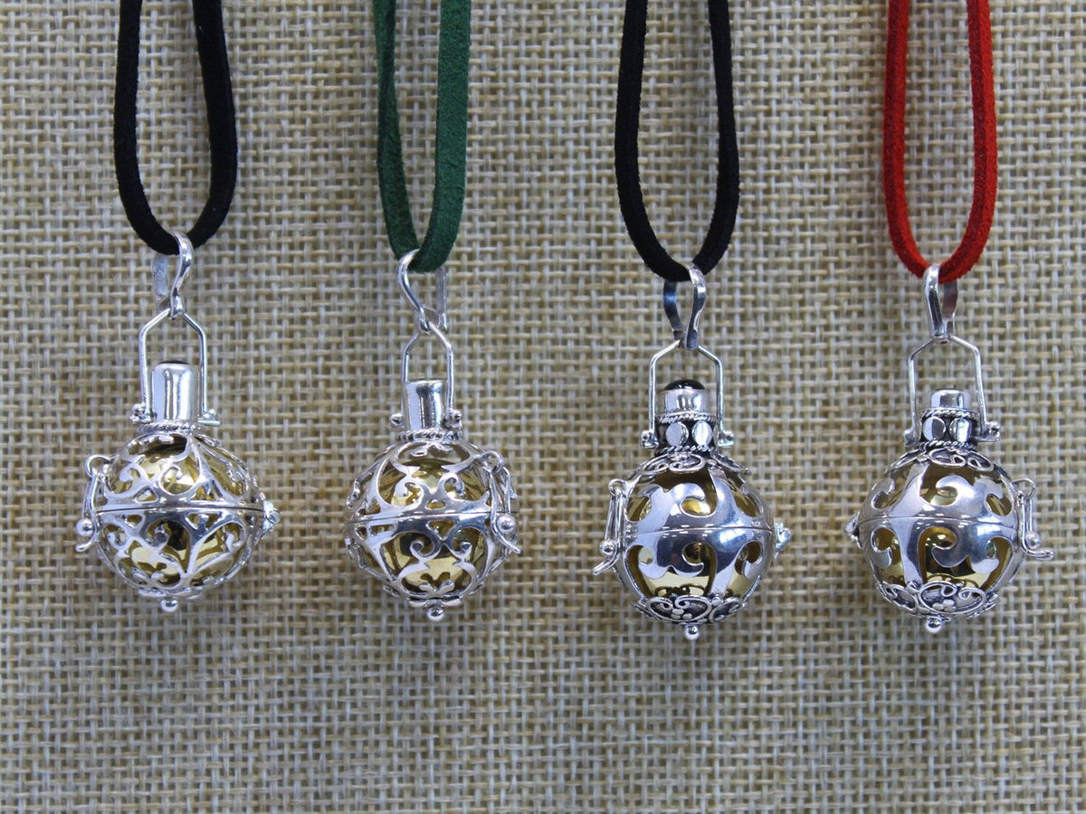 Srebrny dzwoneczek anielski – Magia – 18 mm