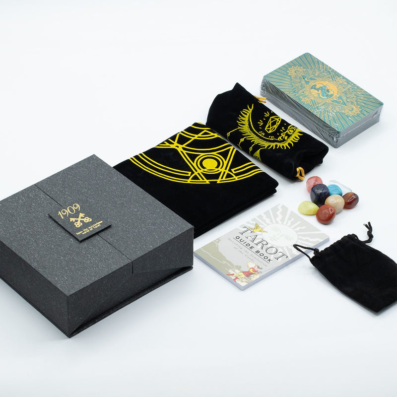 Złocony Tarot Turkusowy na intuicję, jasność przekazu i pracę z odpowiedziami - GOLD & TURQUOISE FOIL TAROT GIFT SET